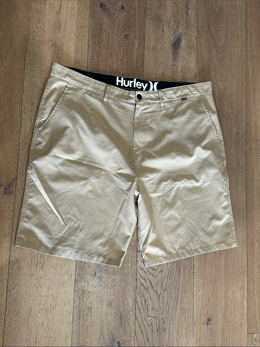 Hurley Men's Tan Flat Front Chino Shorts
